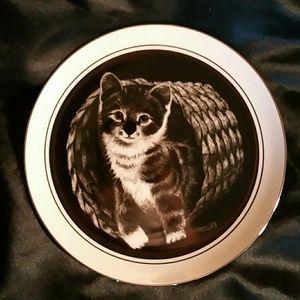 "Hello, World" Plate Decor